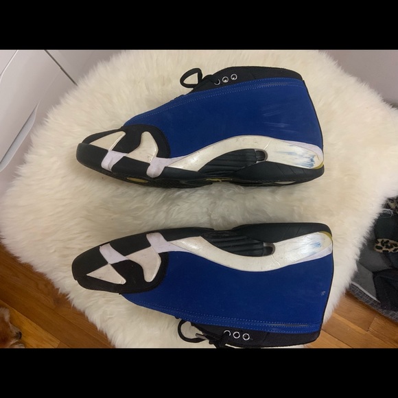 Jordan 14s Blue Yellow Black low laney - Picture 5 of 6